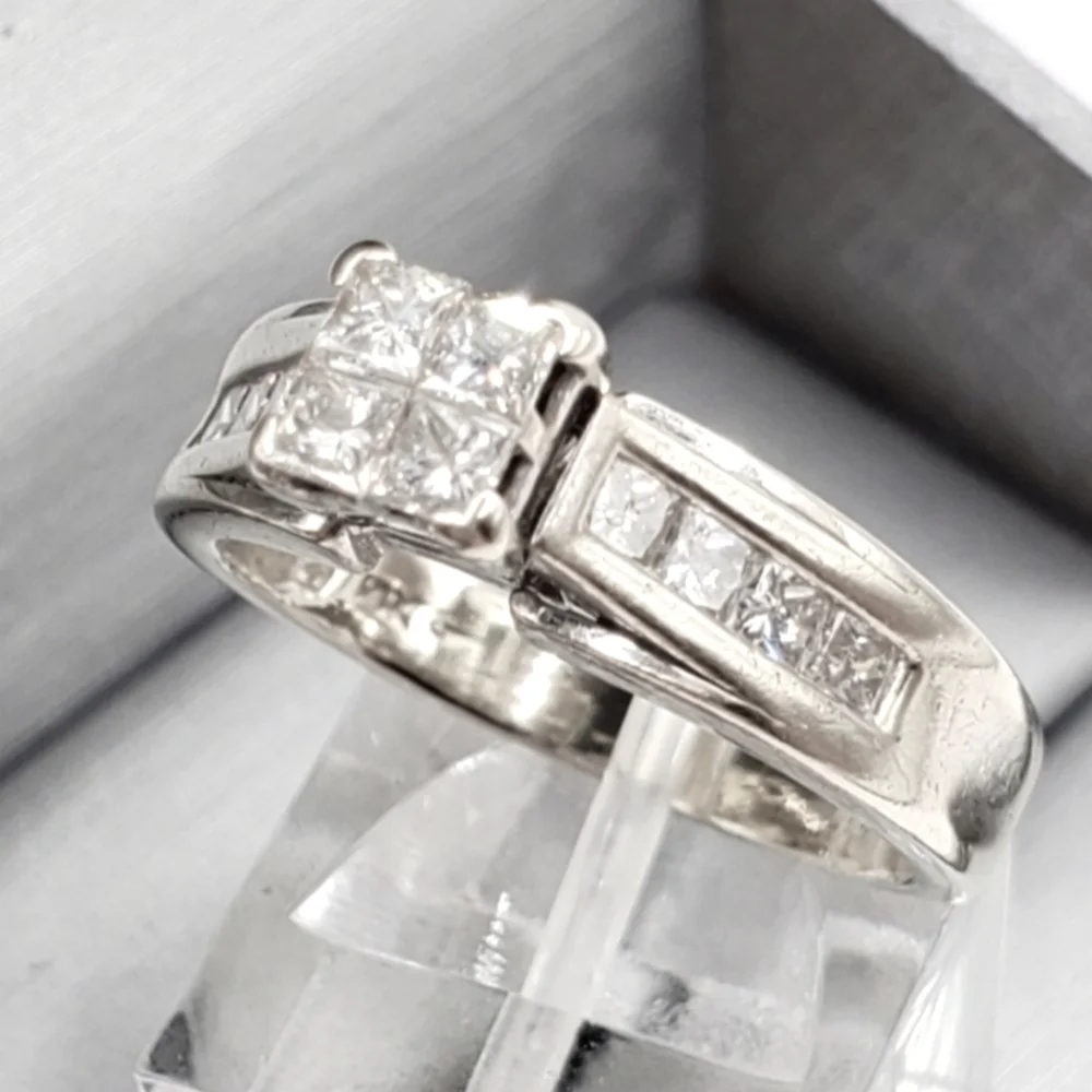14k Solid White Gold Genuine Diamond Ring